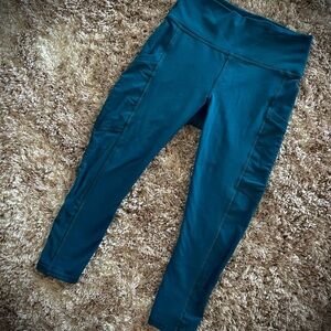Fabletics Women's Teal Leggings-NEW!!